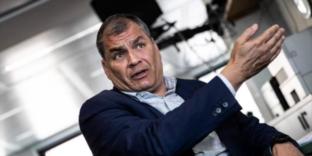 Imagen de la nota 'Correa denunció un "golpe" en Ecuador y su candidato, Arauz, pidió respetar el balotaje'