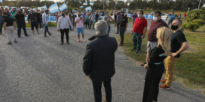 Imagen de la nota '"La vacuna nos va a dar con el correr de los meses inmunidad, pero en el mientras tanto no podemos jugar con fuego”'
