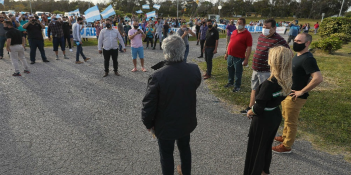 la-vacuna-nos-va-dar-correr-meses-inmunidad-pero-mientras-tanto-no-podemos-jugar-fuego