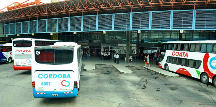 Imagen de la nota 'Córdoba: luego de largo tiempo regresa el transporte y el teatro'