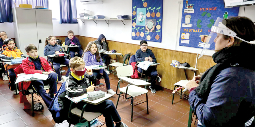 Imagen de la nota 'La mercantilización de la educación y los think tanks en Uruguay'