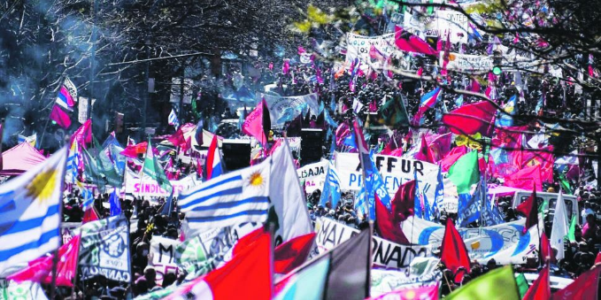 Imagen de la nota 'Paro general en Uruguay, otra bofetada para las políticas de Luis Lacalle'