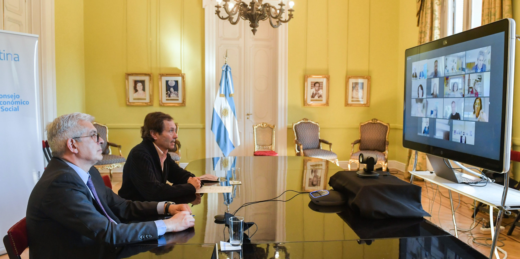 Imagen de la nota 'Así la vemos: Un fin de año entre precios y desesperanzas'