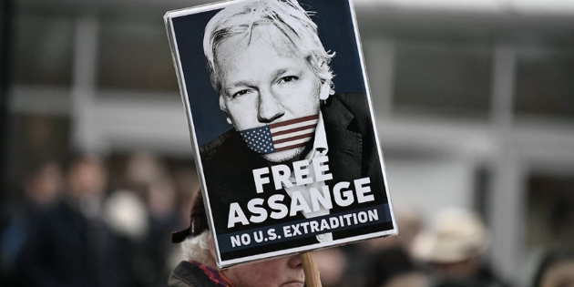 Imagen de la nota 'Nadie pudo desmentir los informes de Wikileaks, pero el preso es Assange'