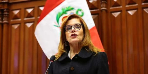 Imagen de la nota 'Perú: El Congreso destituyó a su presidenta e intenta adelantar las elecciones'