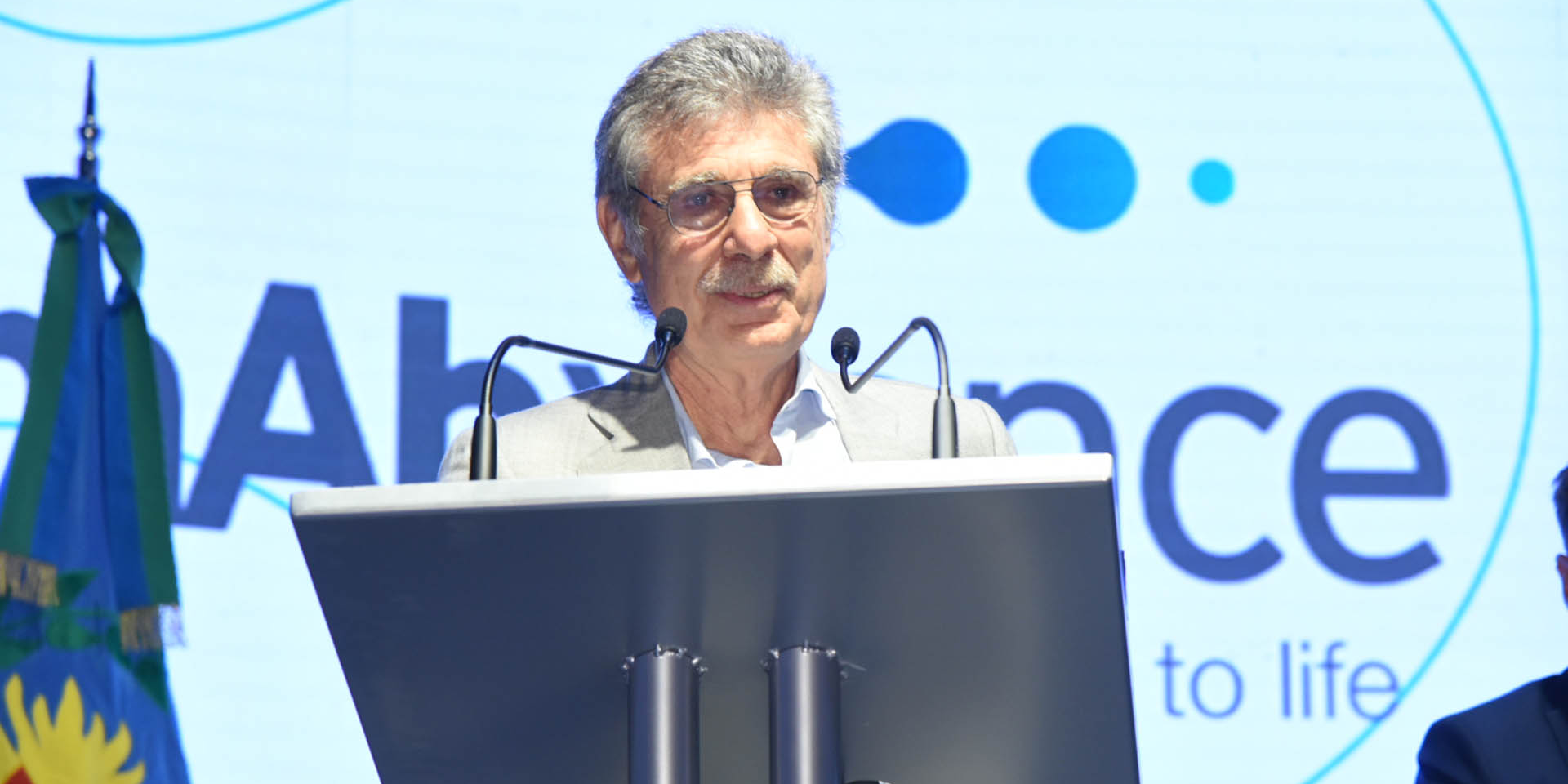 Imagen de la nota 'Vacunas, el negocio redondo de las multinacionales'