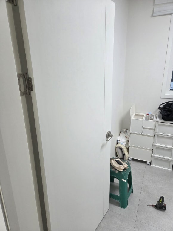사진 설명을 입력하세요