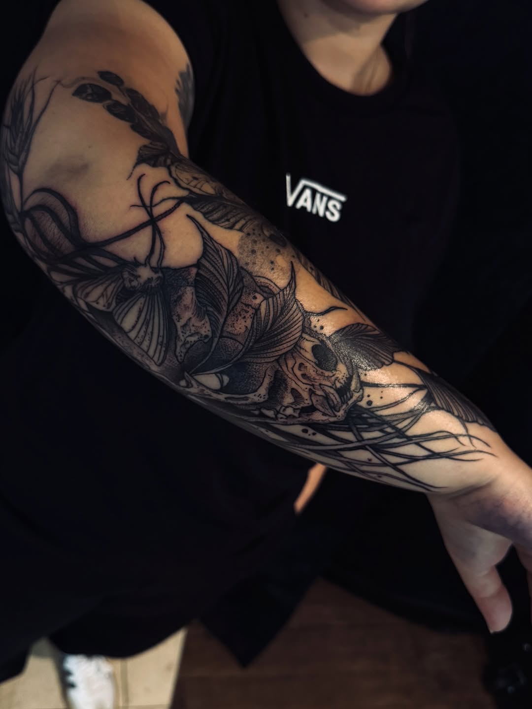 Jeder hat sein Lieblings Design, wie wäre es mit dark Art ? 
Schreibt uns an mit euren Ideen und macht euch euren Termin zur kostenlosen und unverbind