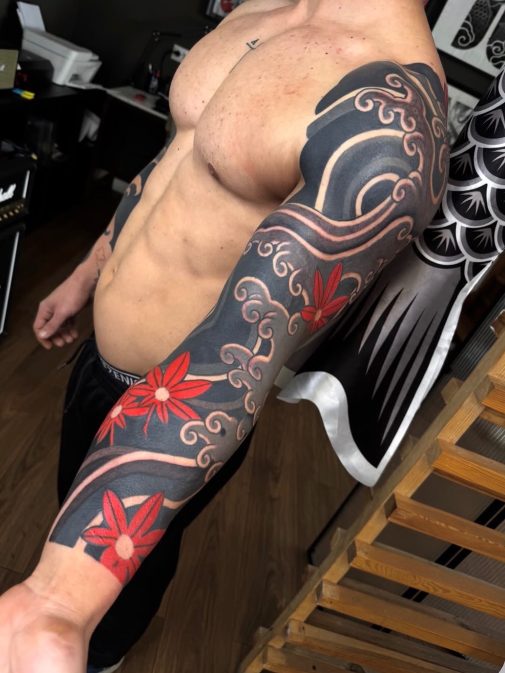 Tattoo por @koldonovella artista residente

Para citas y consultas 
WhatsApp del estudio 689918324 

#bilbaotattoo #japanesetattoo