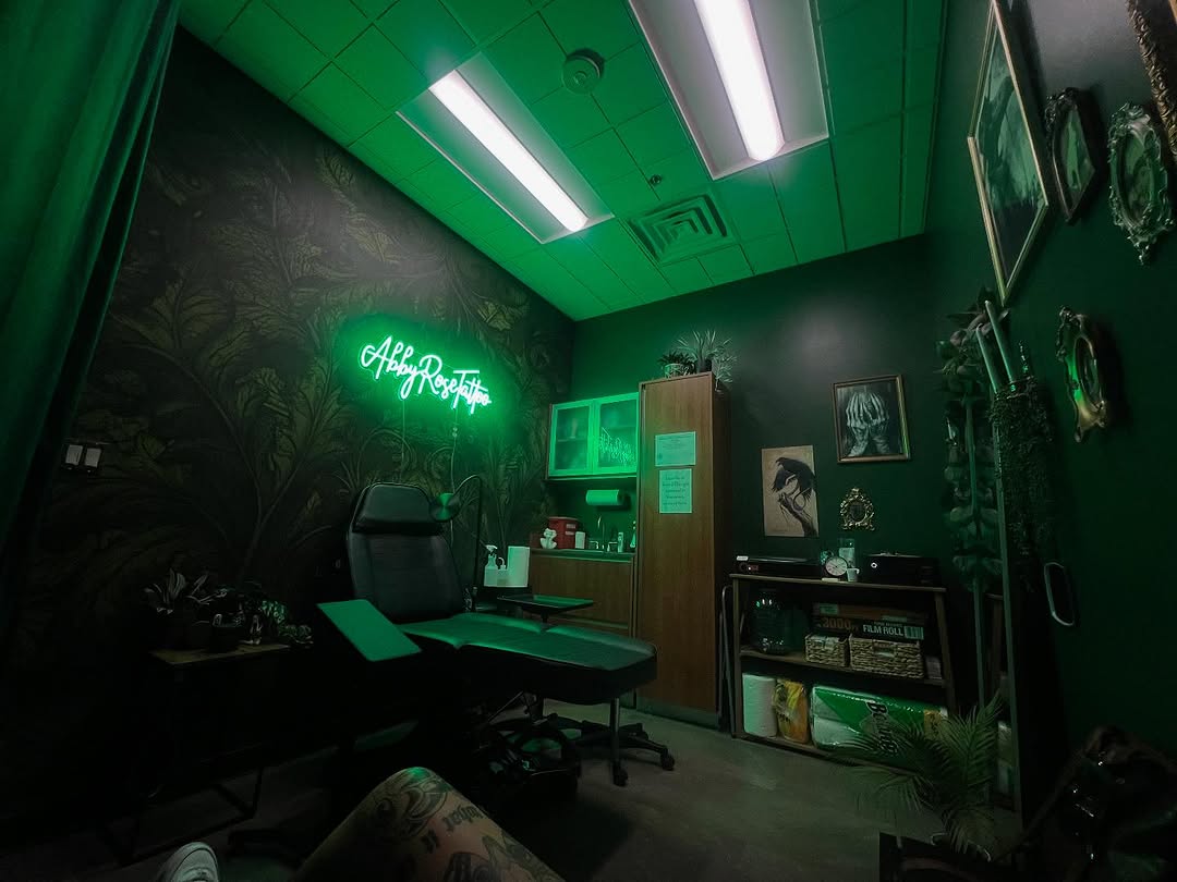 I’ve got big and exciting news…I’ve opened my own little tattoo studio!!! And I would really love to see some of your beautiful faces in there! I’m cu