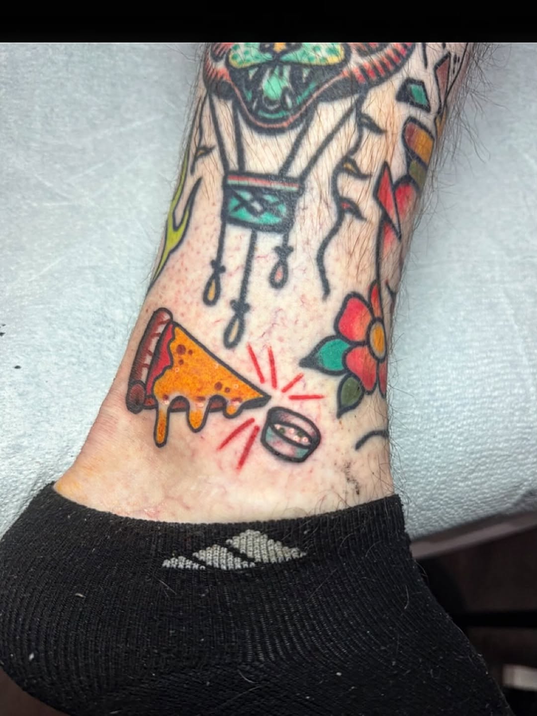 Pizza + ranch cup!!!!!!!!!! This is very important! Thank you @drnois3water