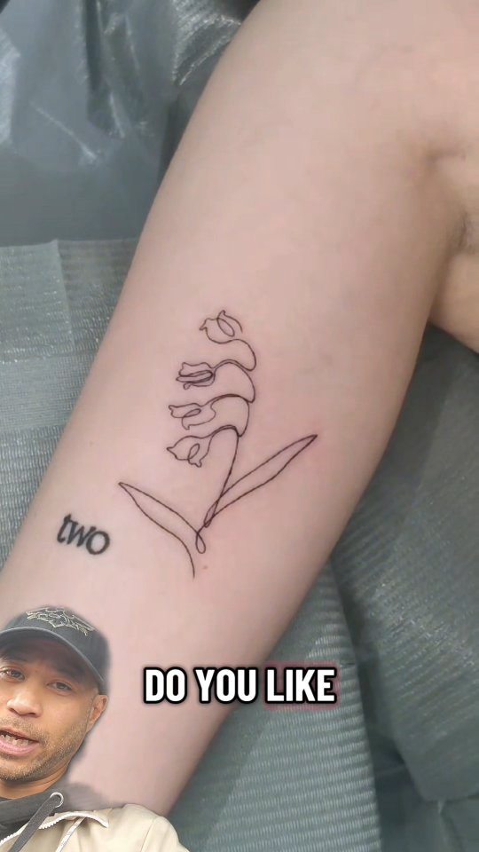 Small tattoos are fun! I will never turn them down unless you're a jerk. Or if youre my cousin wanting an infinity tattoo. I'm looking at you, Jinkee 