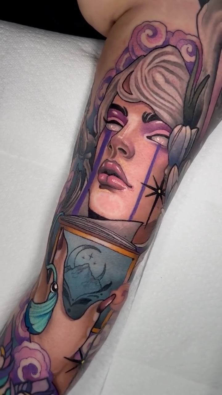 Definitely one of my favorite lady portraits done recently  thank you to my amazing client for your trust with this & always love your company! 

Done