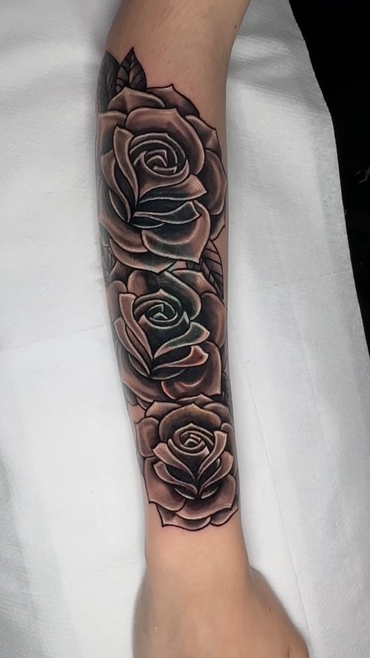 COVER UP ! Réaliser chez American Body Art 

• 24 Boulevard de Sébastopol 75004 Paris
• 7 rue des Innocents 75001 Paris
• 35 Boulevard Saint-Michel 75