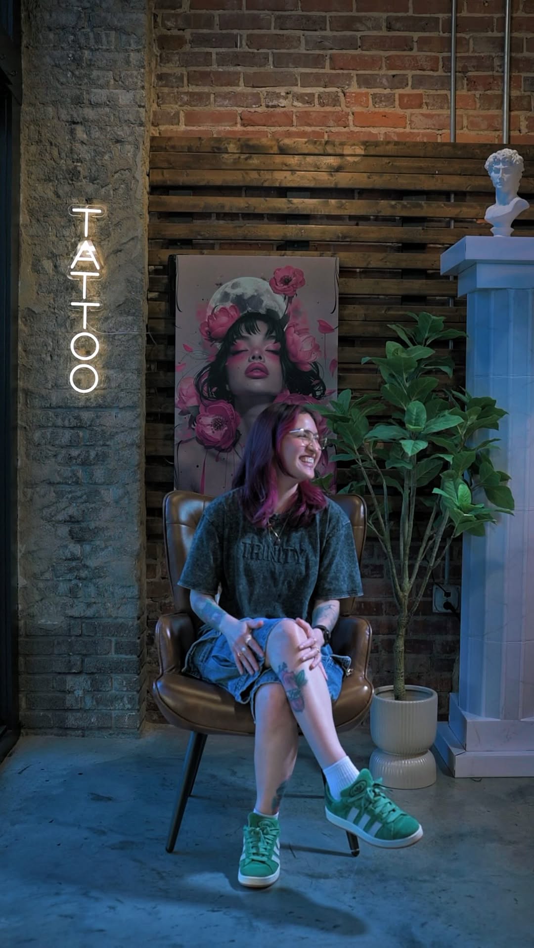 Get to know the artist behind the tattoo! Ep02

At Trinity it’s more than a tattoo, it’s perspective, story and a lot of personality ⚜️✨

The best @am