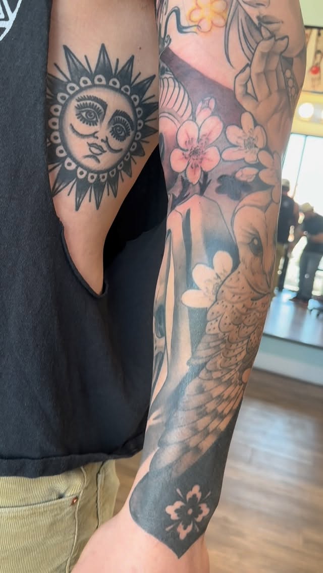 Been working on this one for a while now but nearly there. One more session to get all that needs to be there in there and a good touch up session to 