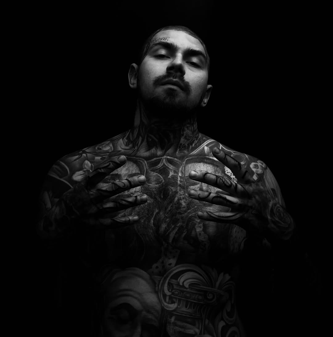 Thank you to my brother @gabrielemarano.tattoo for blessing me with these finger jammers. It was a huge honor to finally collect from you 