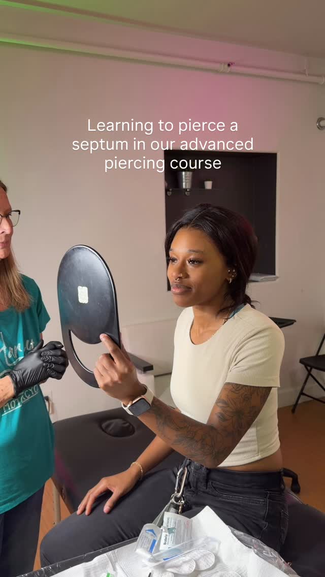 So proud of Leslie for completing her advanced piercing course this past week!  ready to take your piercing skills to the next level? DM us for more i