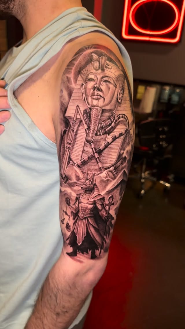 WIP by @zsomborlorincztattoo 

#artjunkiestattoo #tattooartist #intenzefamily #tattoo