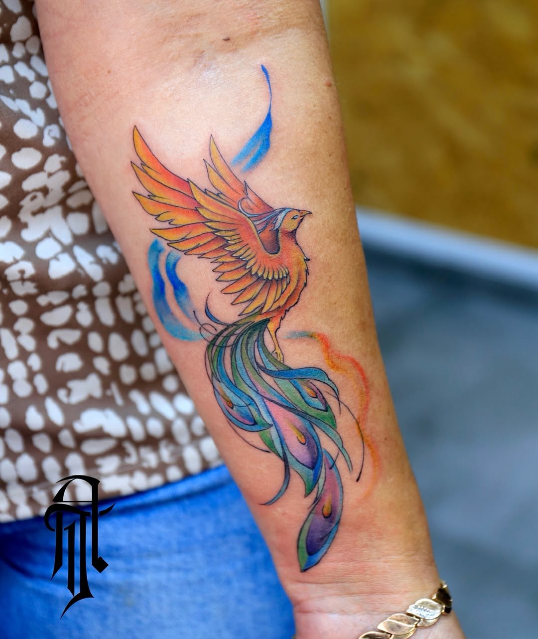 מי אמר שקעקועים צבעוניים לא יכולים להיות עדינים וזורמים? 
פניקס מותאם אישית עם משחקי צבע מטורפים שפשוט אי אפשר להתעלם מהם.

לפרטים וקביעת תורים - שלחו