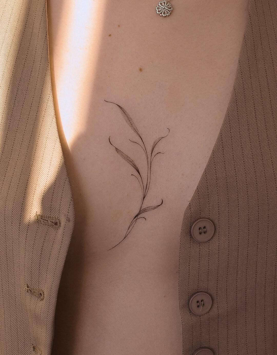 

#tattooastana #florestattoo #floraltattoos #finelinetattoo #астанатату