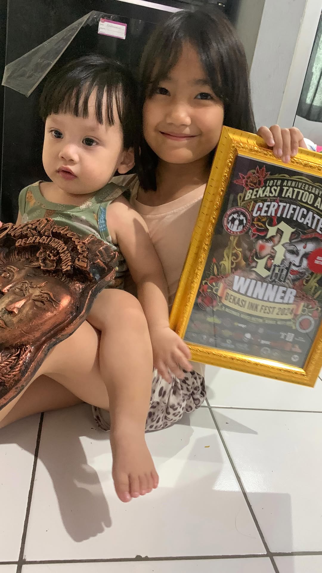 Makasih @bekasitattooartist @bekasiink_fest @cclcicilia @agrchmt  @intisari_id 

Salam Gonjreng

#atetattoo #intisari #tattoo #indonesia #jakarta