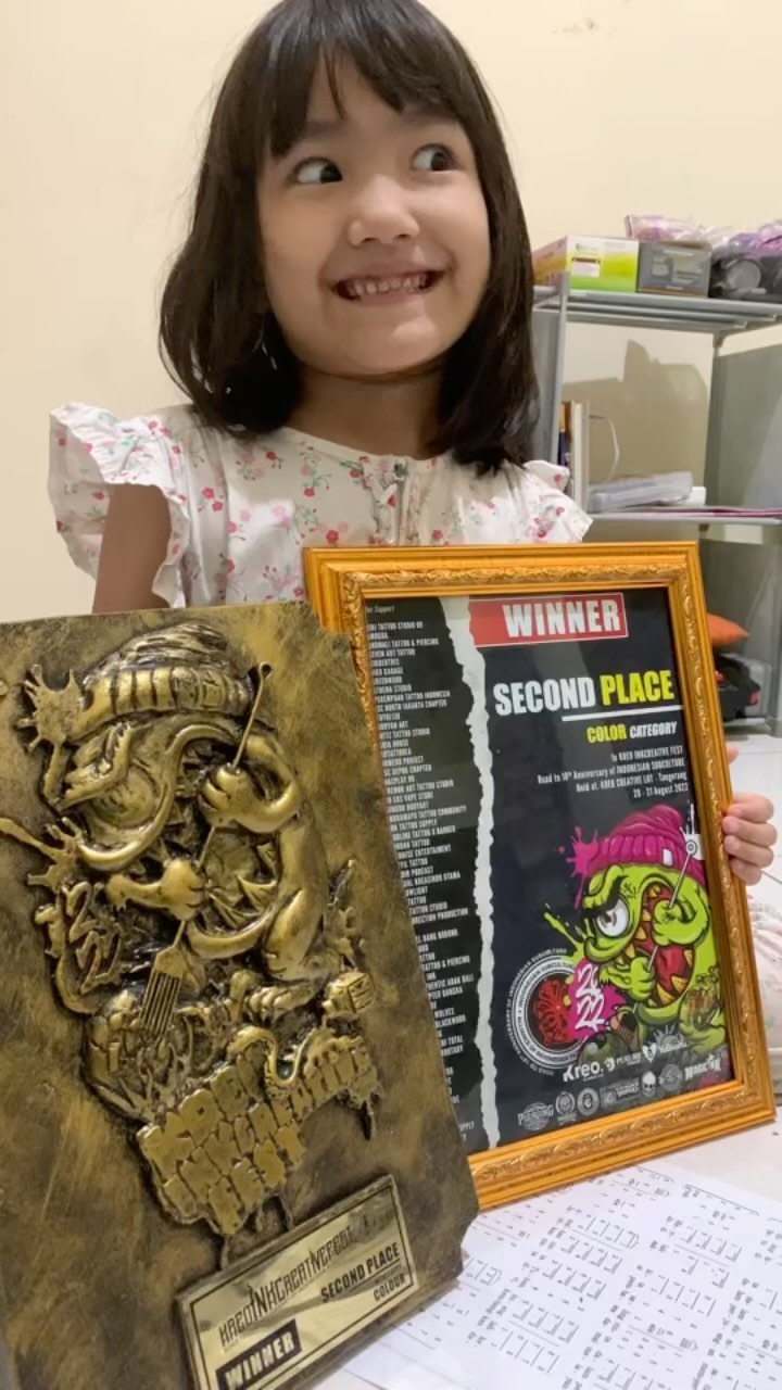 Masih dikasih rejeki sama Tuhan, terima kasih Tuhan