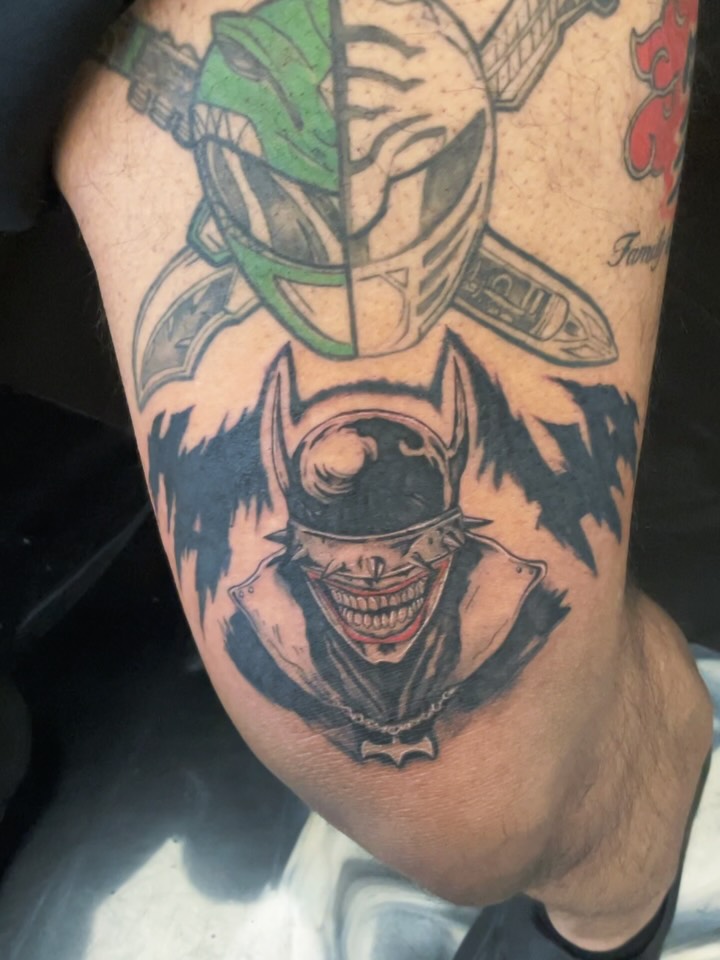 #slimer#slimeballtattoos#thebatmanwholaughs#dcdarknightsmetal#deathmetal done @autumn_moon_tattoo