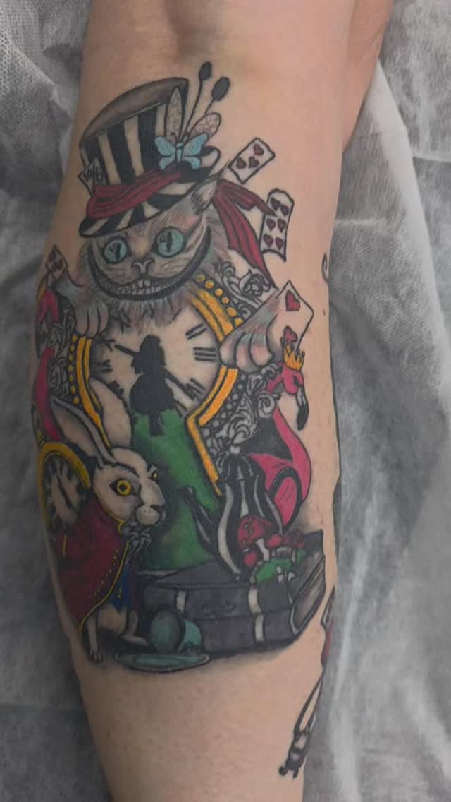 More color work this past weekend

#invested_ink #aliceinwonderland #chesirecat #whiterabbit #throughthelookingglasswp