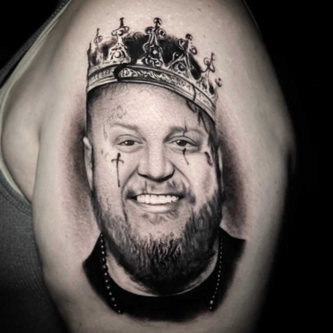 Portrait of @jellyroll615  on my sister @fadedbraids @xomgitsbunnie

#jellyroll #jellyrolltattoo #jellyrollportrait #209tattooartist #209area #209tatt