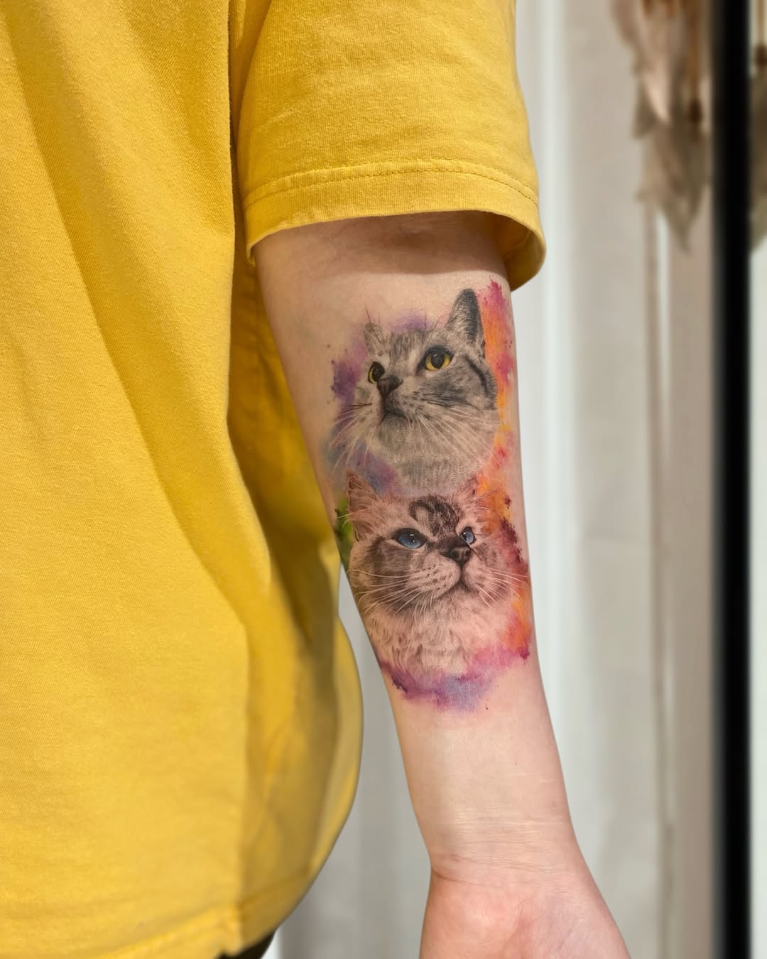 一起仰望天空吧～
你用什麼角度看事情，影響整個大方向

#春天裡的暖陽那般 

#刺青師bee 
#台北女刺青 
#松山刺青 
#民生社區