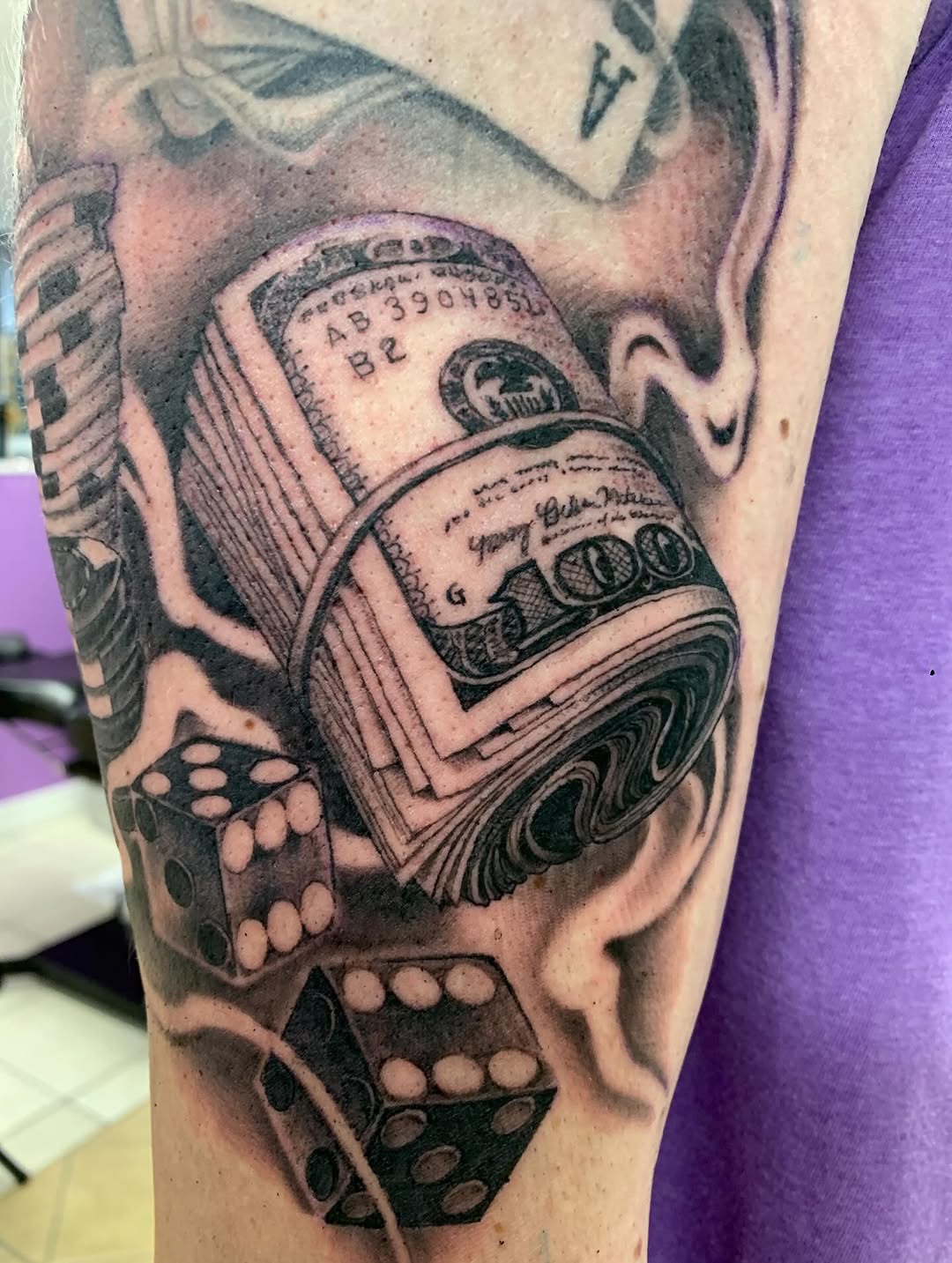 
.
Thanks again Anthony 
#blackandgreytattoos #illustrativetattoos #oklahomatattooartist