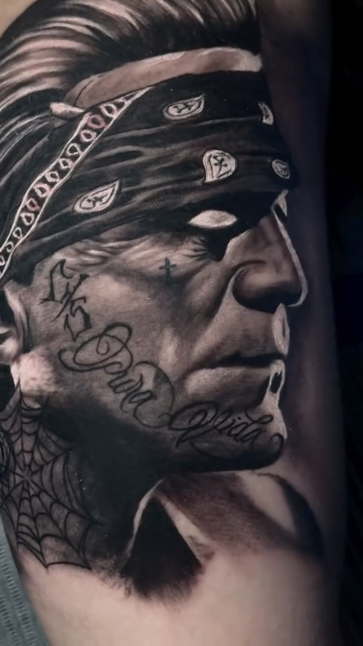 El compa Frankie. Thank you for the trust @chava_modified this was a fun one to do! 

#october #halloweentattoos #tattoos #lasvegastattoos #lasvegasta