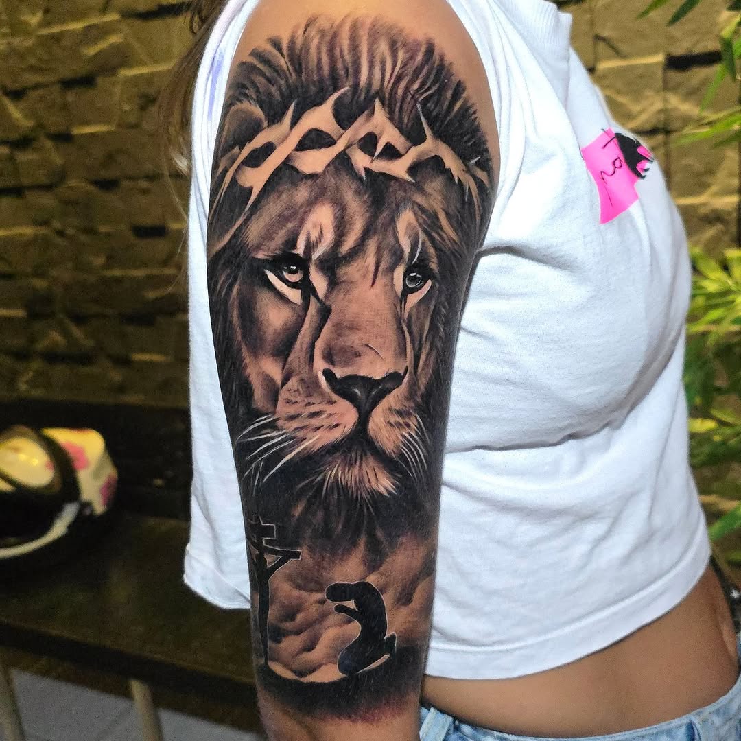 #liontattoo #blackandgreytattoo #leão #tatuagemsombreada #tatuagemfortaleza #artecorporal