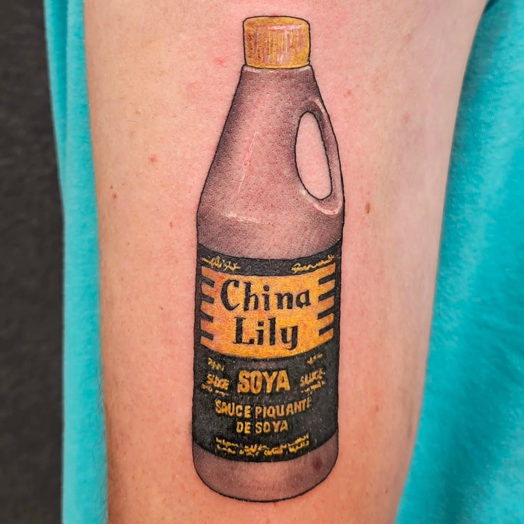 Trailer park soy sauce for my bro the saucemeister! #chinalily
.
.
#soysauce #chinalily #sauce #chinesefood #soyasauce #tattoo #soybean #chefs #foodie