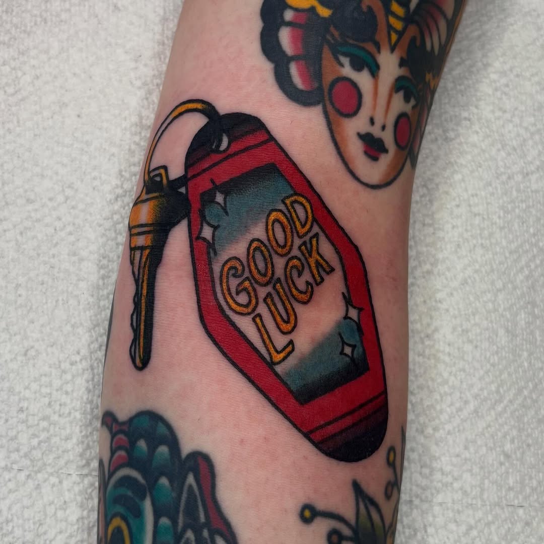 Tattoo done by @sarahthistletattoos