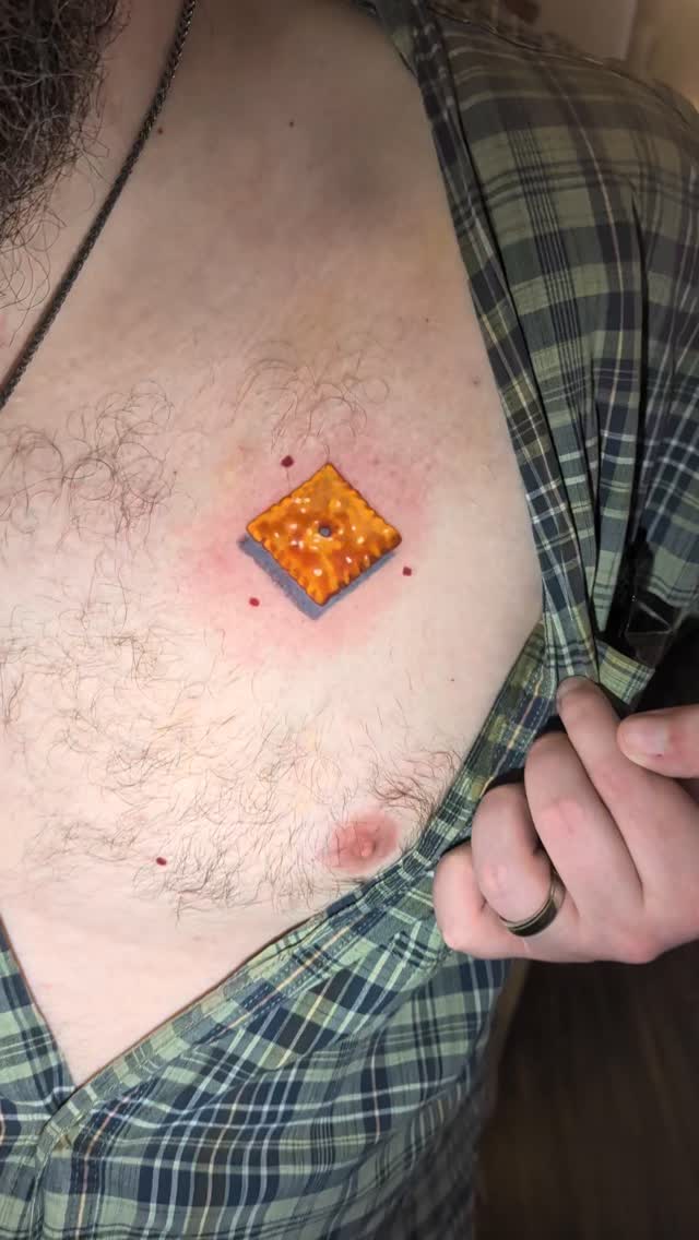 Not everyday you get to make matching memorial Cheezit tattoos... Lol.  Thanks much!

 #dailygrind #tattoo #huntsvilletattoo #huntsvilletattoos #black
