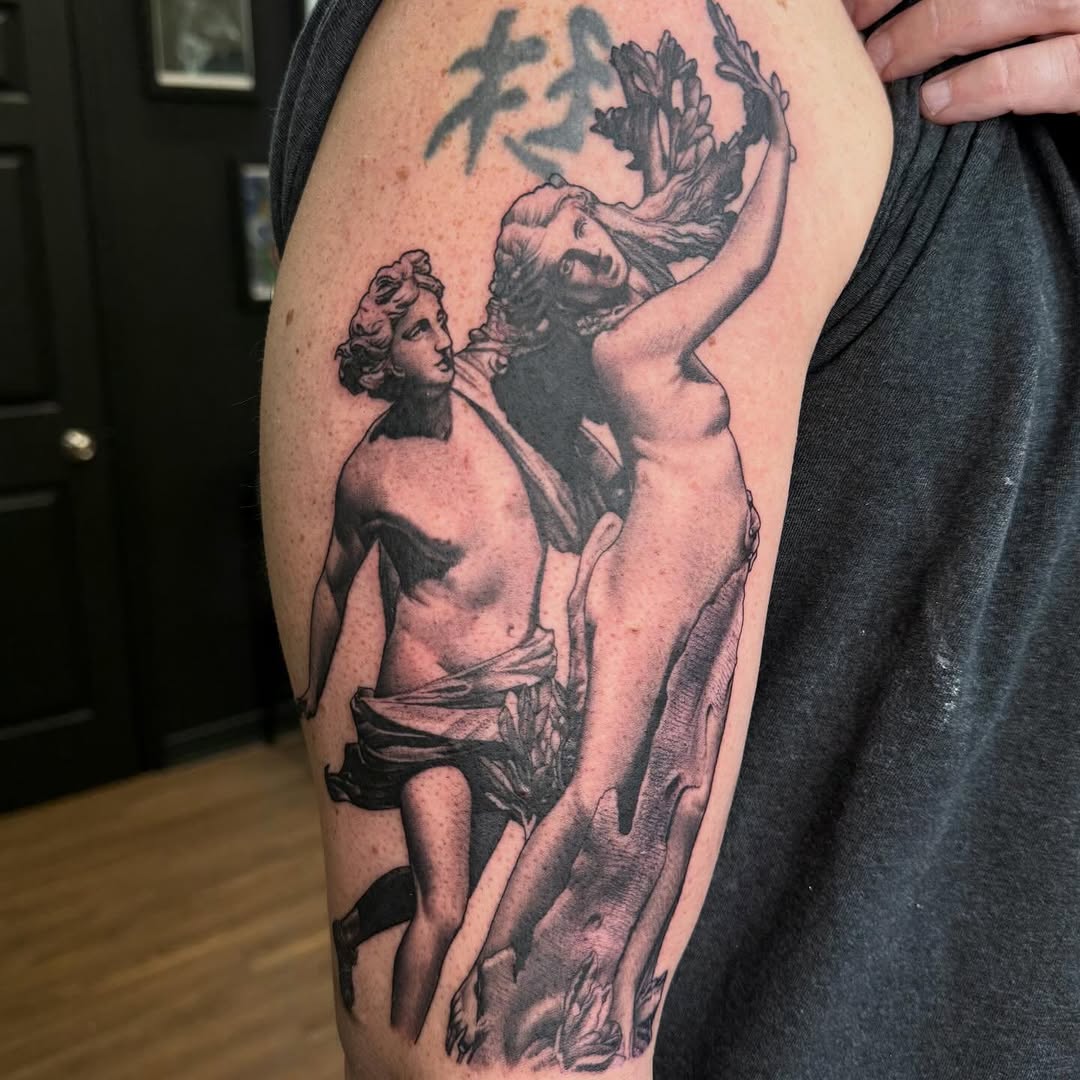 Started this half sleeve the other day of the Apollo and Daphne Statue from Goan Lorenzo Bernini, thus will be a cover up which we will do the backgro