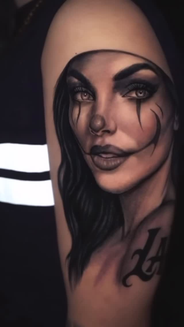 “Progress on this Chicana realistic tattoo 
First session done, can’t wait to finish it.
For bookings or more info:
 bryanrios.art@gmail.com
 bryanrio