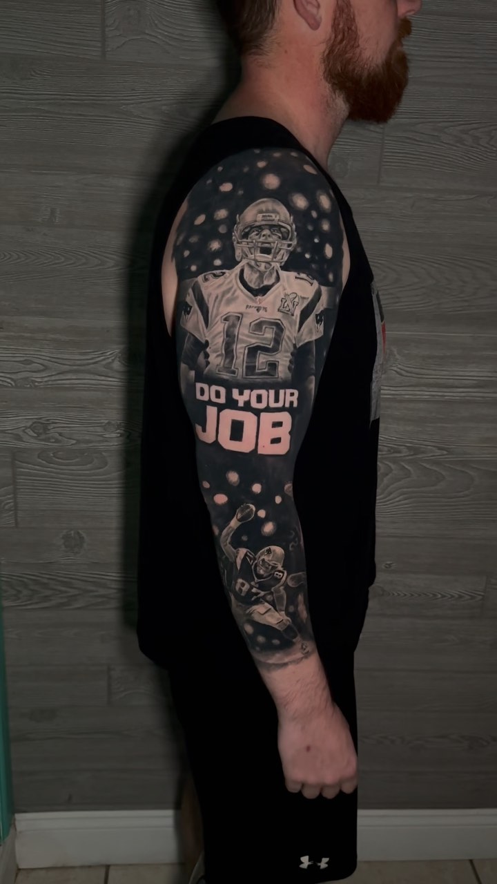 Full healed football sleeve, Around 40 hours in this one 
Let’s start yours.  
•BRYSKINK@GMAIL.COM•
#classiccrafttattoostudio #bryskink #orlandotattoo