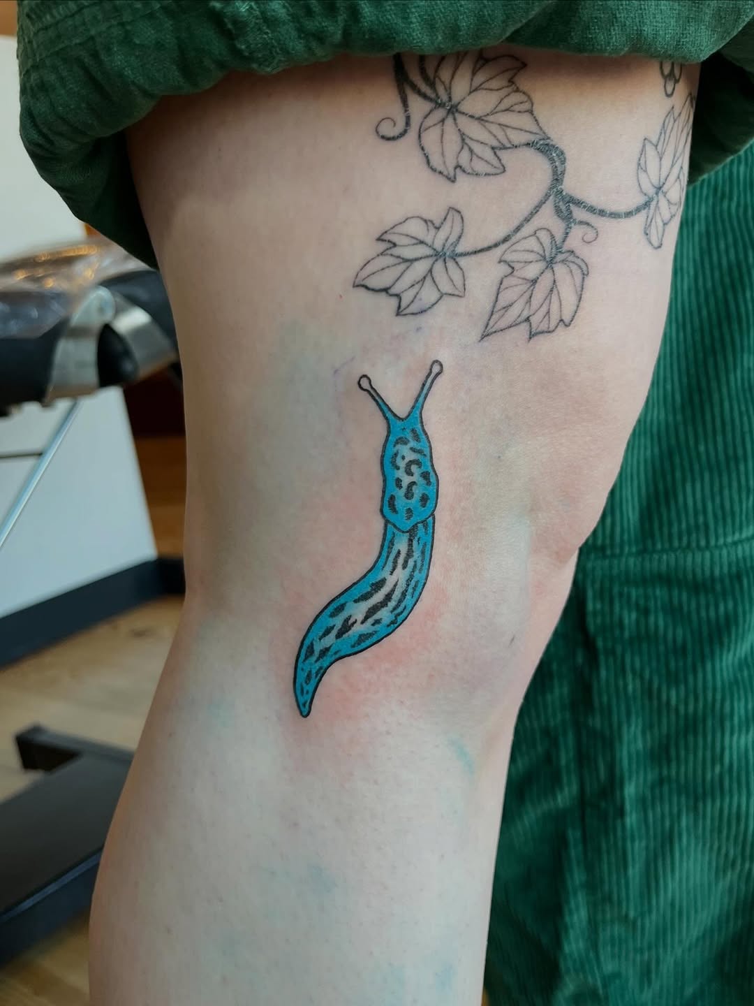 A slug for @i.am.gilmour!! 
.
.
.
.

#slug #tattoo #americantraditional #michigantattooartist #bugpin