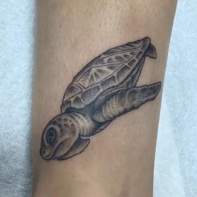 HONU - I always enjoy tattooing sea turtles.