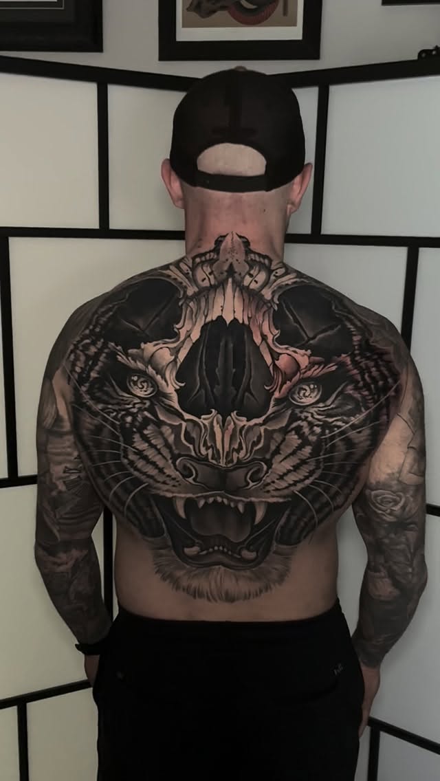 So glad to wrap this big one up from a pre drawn design  thanks for the great sits dude, love this one.  

All made with @goodguysupply 