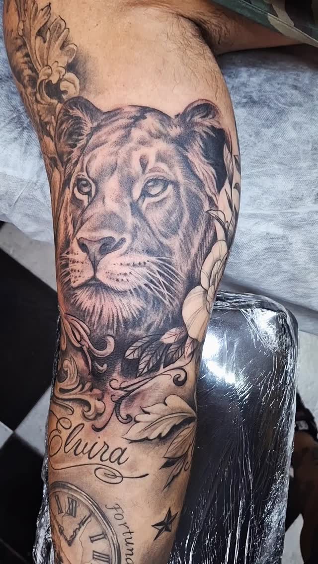 Leona y cover up realizado x DIDI

CONSULTA X TU PROXIMO TATUAJES 
24 AÑOS DE TRAYECTORIA NOS AVALAN 
CASA DIDI TATTOO 
DESDE EL 2002 EN SAN TELMO 

#