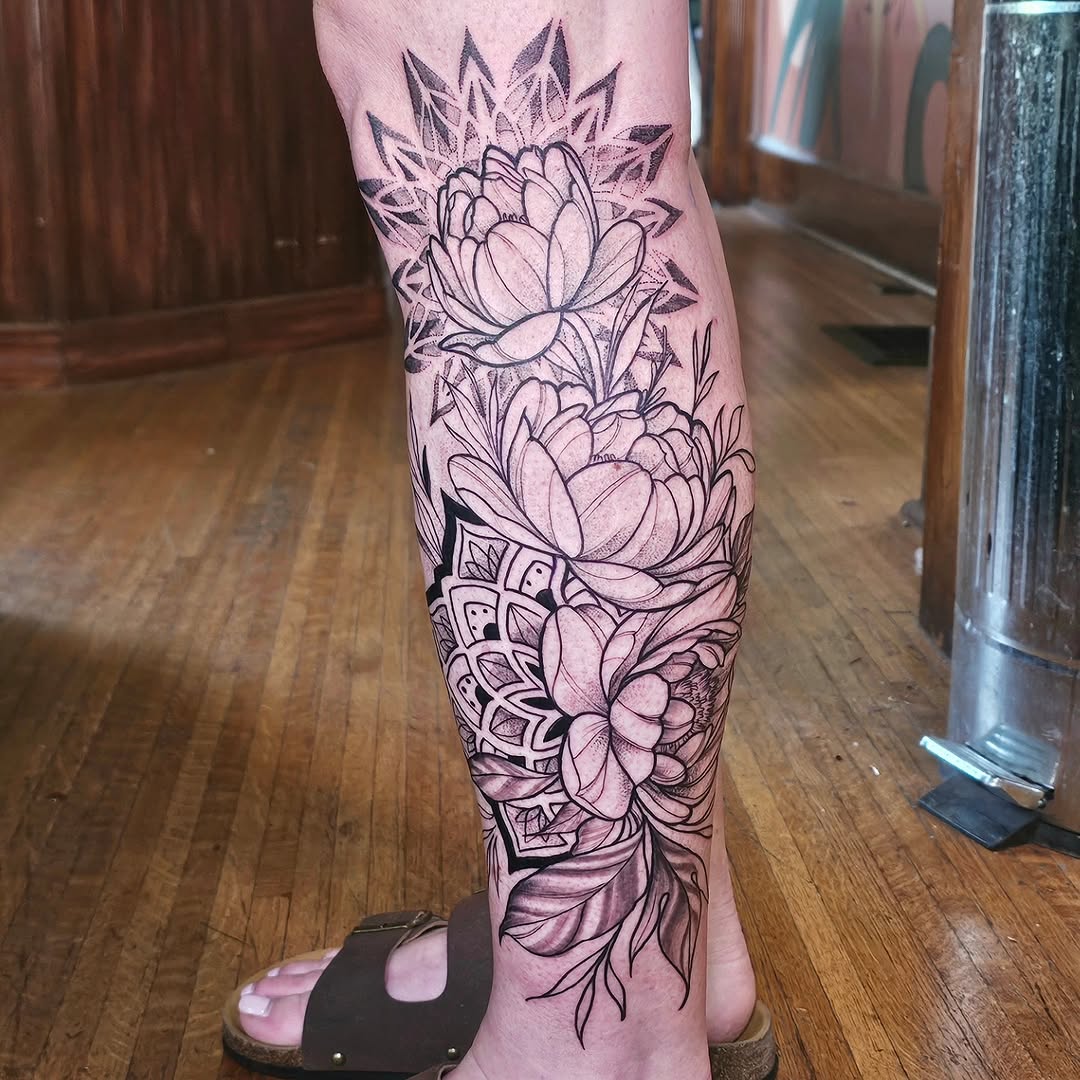Start on a floral leg sleeve. Late posting.