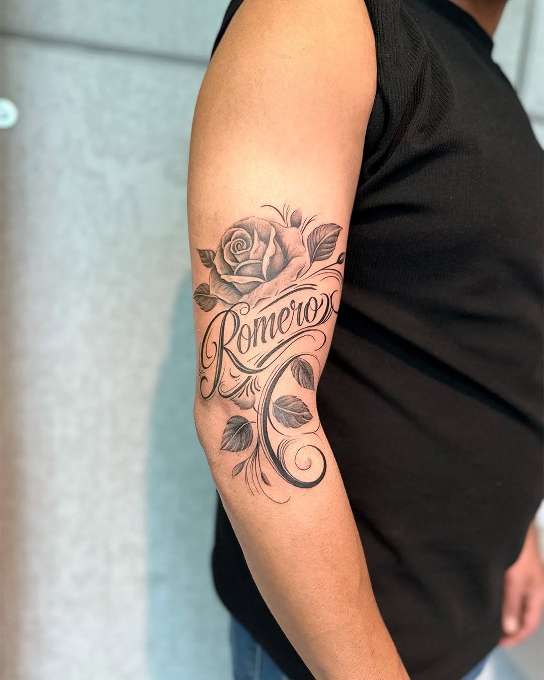 His son’s name, his forever story

#charbelbecharatattoos #lebanontattoo #tattoolebanon #naccache #jbeil #byblos #beiruttattoo #lebanesetattooartist #