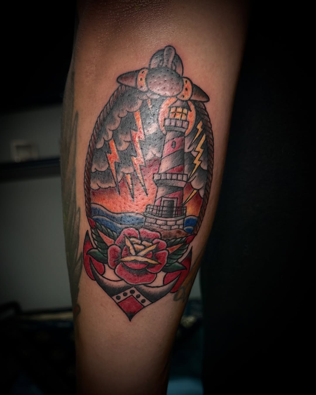 A lil juicy lighthouse for @mikeyyr1_ 
Thanks for hangin tough! 
Booking Feb and march. Weekend availability is limited. Dm for more info #traditional