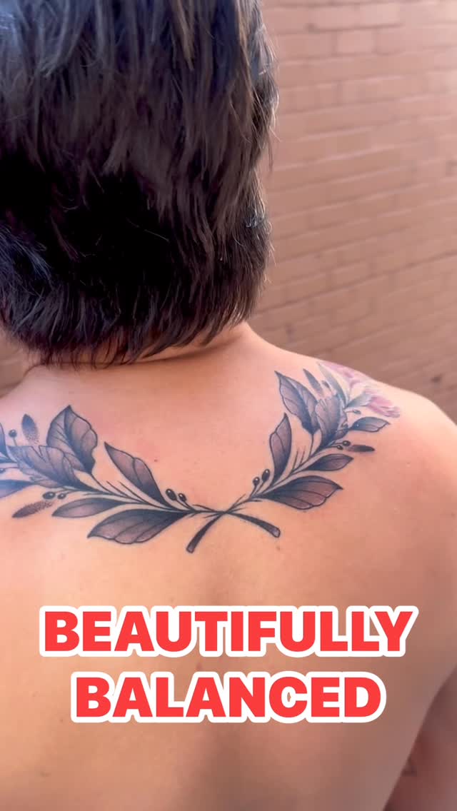 This beautifully balanced neck garland will be a hit every summer!
#chrisclementstattoo #dallastattooartist #inkwelltattoo #inked