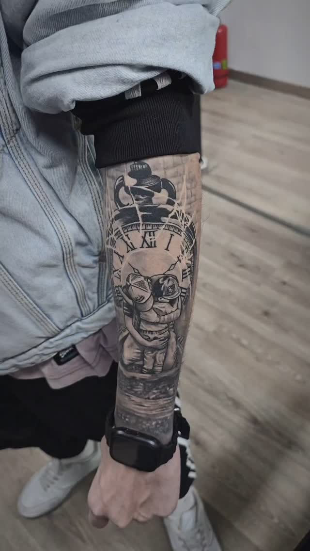 #tattoo #tattooer #chrispiercer