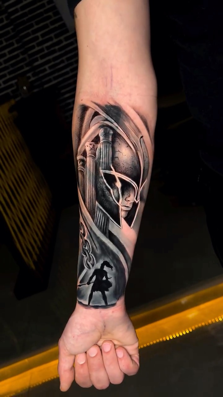 Eski dövmeler kader değildir✨Artık sadece bir dövme değil,Gerçek bir sanat eseri.

Eski dövmeni kapatmak veya yeniden tasarlamak mı istiyorsun?️

Ücre